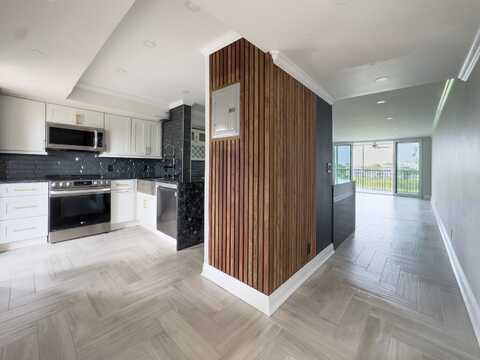 3001 S Course Drive, Pompano Beach, FL 33069