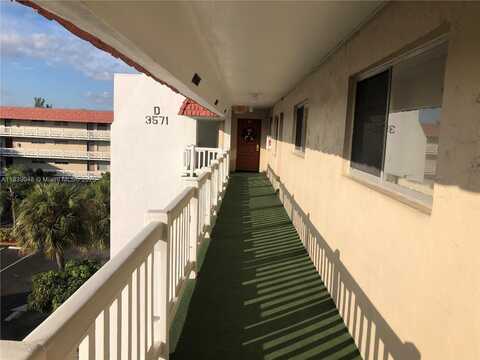 3571 Inverrary Dr, Lauderhill, FL 33319