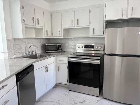 1710 NE 191st St, Miami, FL 33179