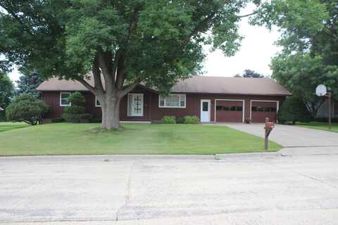 308 Rosemere, Maquoketa, IA 52060