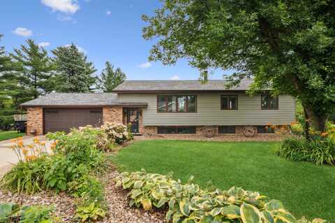8800 Melissa, Dubuque, IA 52003