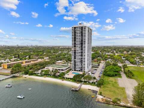 5600 N Flagler 402 Drive, West Palm Beach, FL 33407