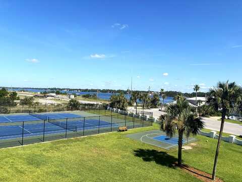 909 Santa Rosa Boulevard, Fort Walton Beach, FL 32548
