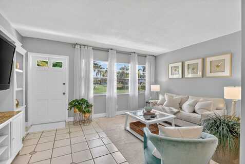 300 NE 20th Street, Boca Raton, FL 33431