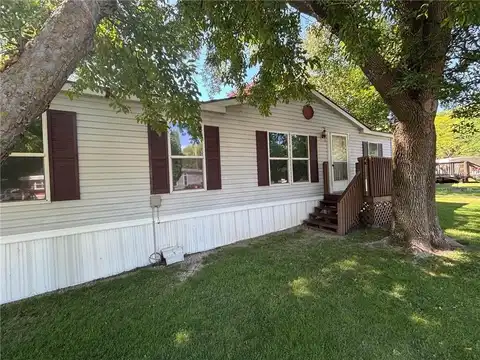 2126 3rd Avenue NW, Owatonna, MN 55060
