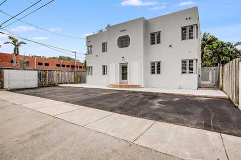 572 NE 67th St, Miami, FL 33138