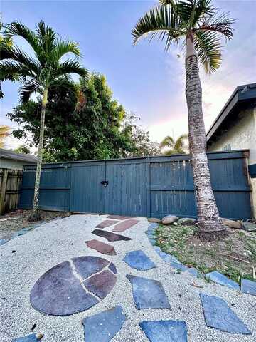 19120 SW 128th Ct, Miami, FL 33177
