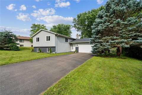 1135 Glendon Street N, Maplewood, MN 55119