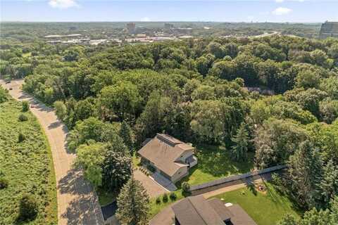 11409 Bren Road, Minnetonka, MN 55343