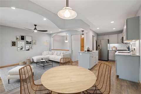 11115 Vessey Circle, Bloomington, MN 55437