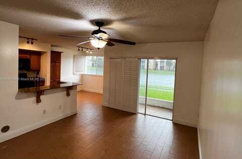 2620 S University Dr, Davie, FL 33328