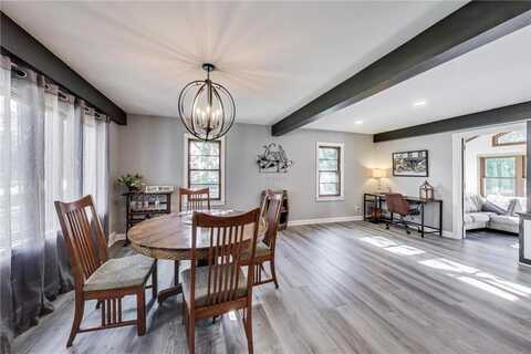 222 Chan View, Chanhassen, MN 55317