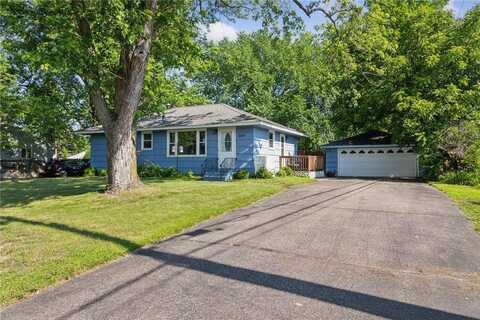 6980 11th Street N, Oakdale, MN 55128