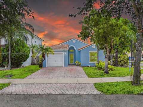 2075 SE 15th St, Homestead, FL 33035