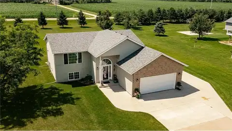 16895 739th Street, Hayfield, MN 55940