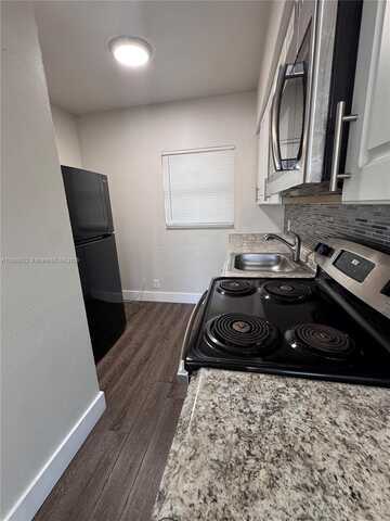 2342 N Federal Hwy, Hollywood, FL 33020