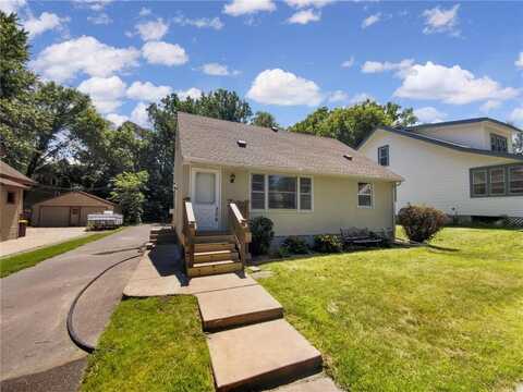 206 Winona Street W, West Saint Paul, MN 55118
