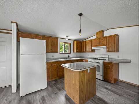46 Riverside Terrace Drive, Watertown, MN 55388