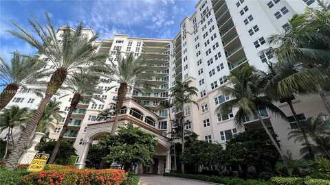 19900 E Country Club Dr, Aventura, FL 33180