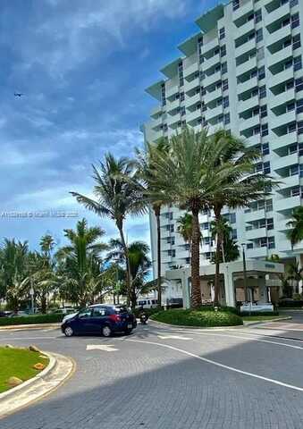 2899 Collins Ave, Miami Beach, FL 33140