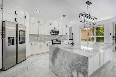 5050 Greenwich Preserve Ct, Boynton Beach, FL 33436