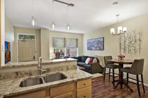 580 N 2nd Street, Minneapolis, MN 55401