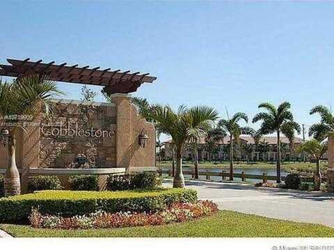 983 SW 147th Ave, Pembroke Pines, FL 33027