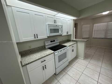 1000 SW 125th Ave, Pembroke Pines, FL 33027
