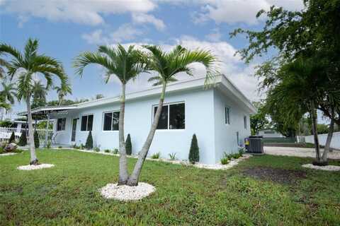 495 NE 141st St, North Miami, FL 33161