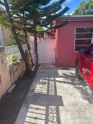 541 E 16th St, Hialeah, FL 33010