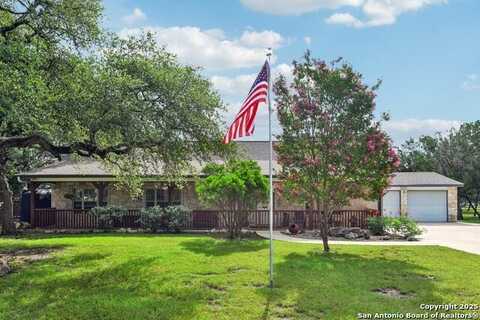 711 Heinen, Bandera, TX 78003