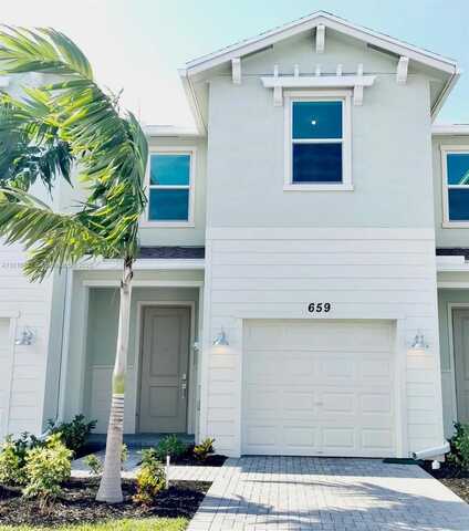 659 SE Lake Falls St, Port Saint Lucie, FL 34984