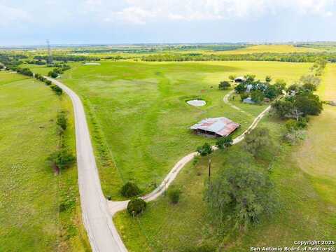 735 Old Zorn Rd, San Marcos, TX 78666