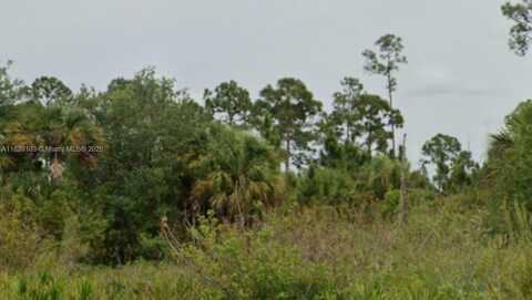 912 Washington Ave, Lehigh Acres, FL 33972