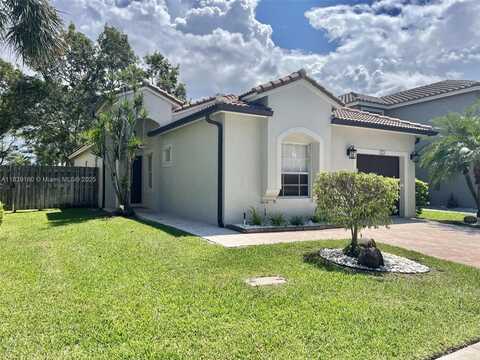 1273 NW 171st Ter, Pembroke Pines, FL 33028