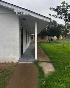 942 Colorado, Eagle Pass, TX 78852