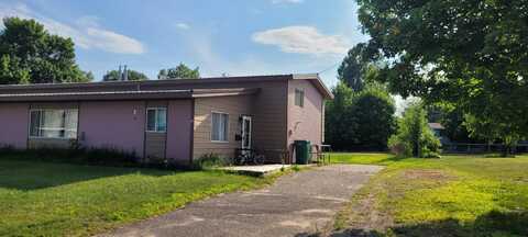 24 Shadow Wood DR, Kincheloe, MI 49788