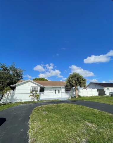 20189 NW 47th Ave, Miami Gardens, FL 33055