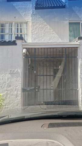 1054 W 44th Ter, Hialeah, FL 33012