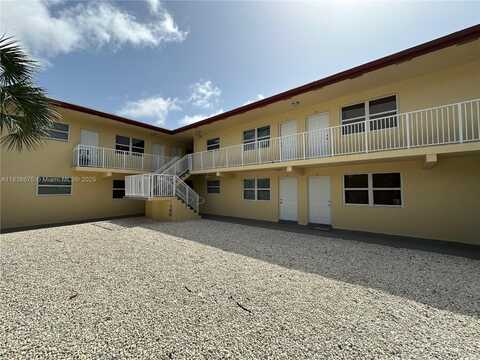 260 SW 8th St, Pompano Beach, FL 33060