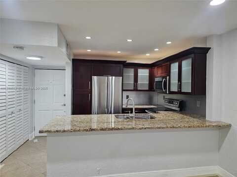 4140 NW 90th Ave, Coral Springs, FL 33065