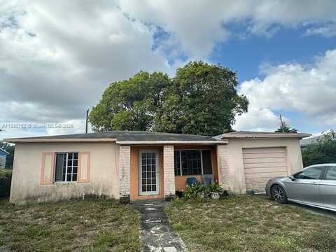 2310 NW 155th St, Miami Gardens, FL 33054