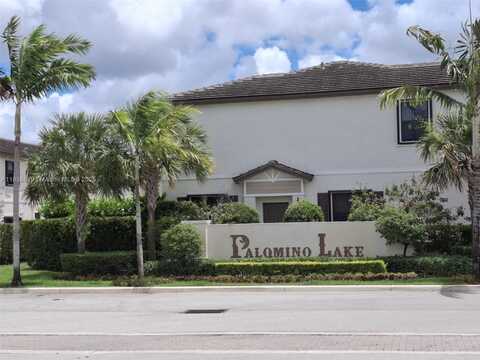 5990 Mustang Mnr, Davie, FL 33314