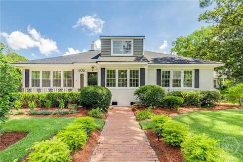 606 E 54th Street, Savannah, GA 31405