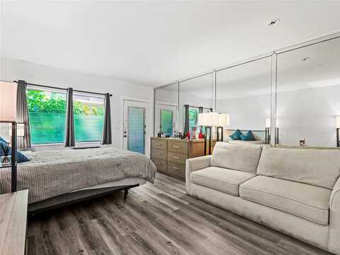 1060 Pennsylvania Ave, Miami Beach, FL 33139