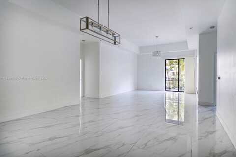 8395 SW 73rd Ave, Miami, FL 33143