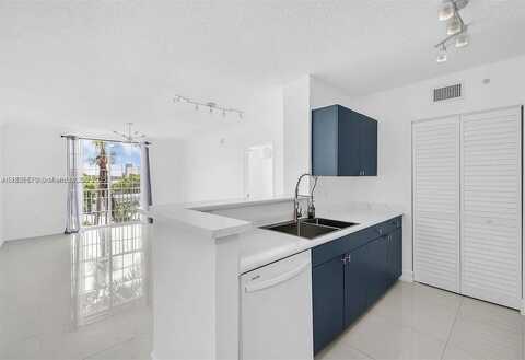 1919 Van Buren St, Hollywood, FL 33020