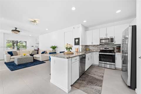 2184 NW 6th St, Fort Lauderdale, FL 33311
