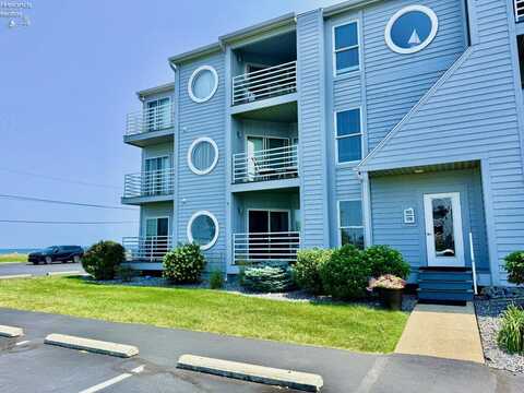 154 Clinton Reef Drive, Port Clinton, OH 43452