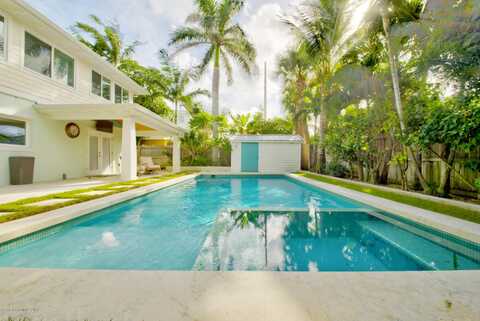 156 24th Street, Cocoa Beach, FL 32931
